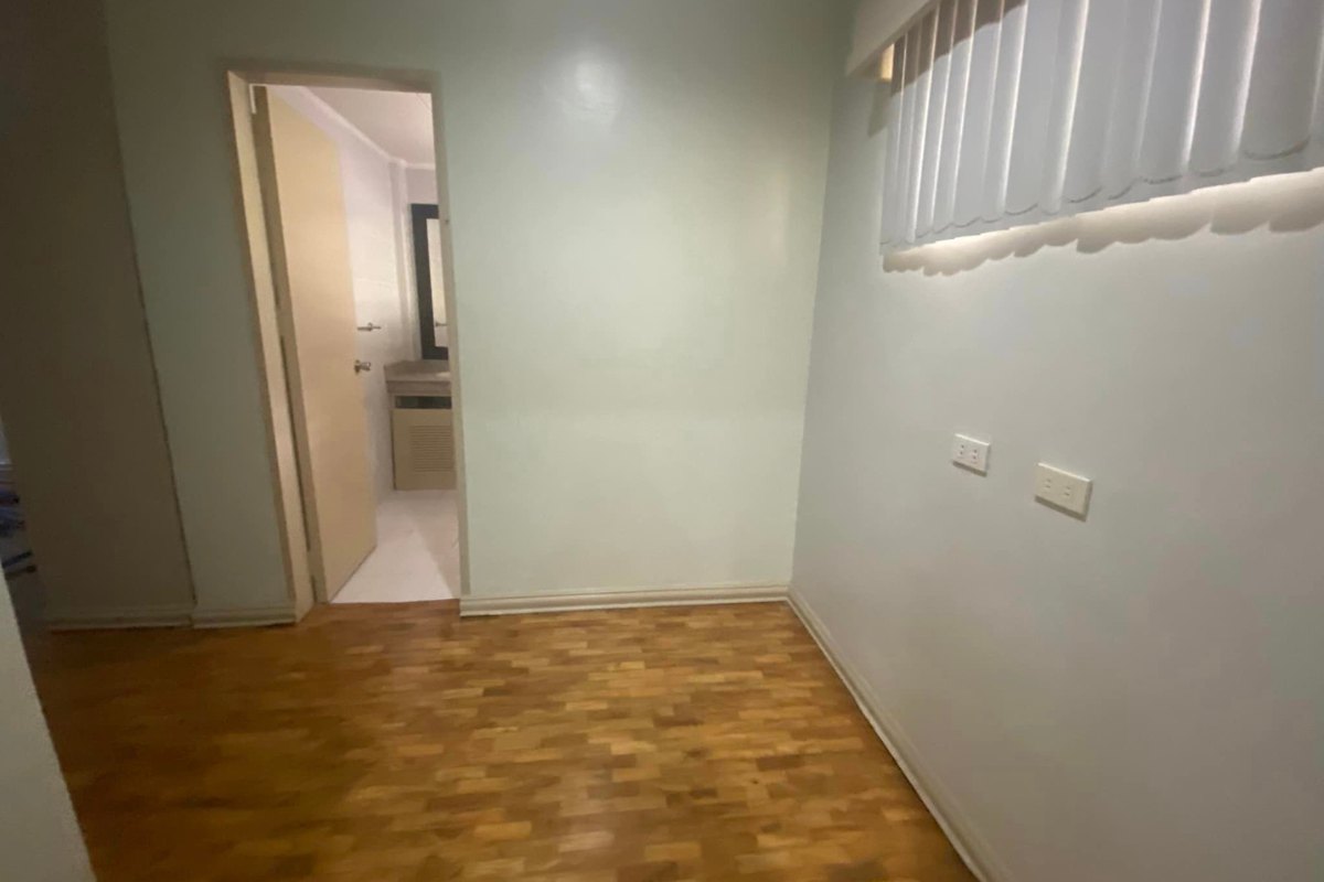 Inside Maria Luisa Suddivision (10)