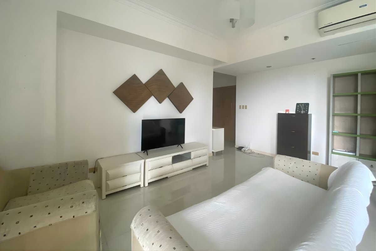 Bedroom of the 2-bedroom condo for rent in Cebu City