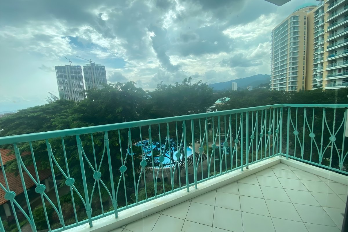 Balcony view of the 2-bedroom condo for rent in Cebu City