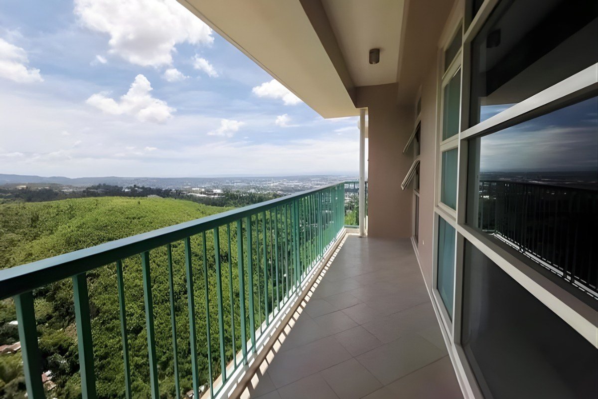 Bedroom of the 3-bedroom condo for sale in Cebu City