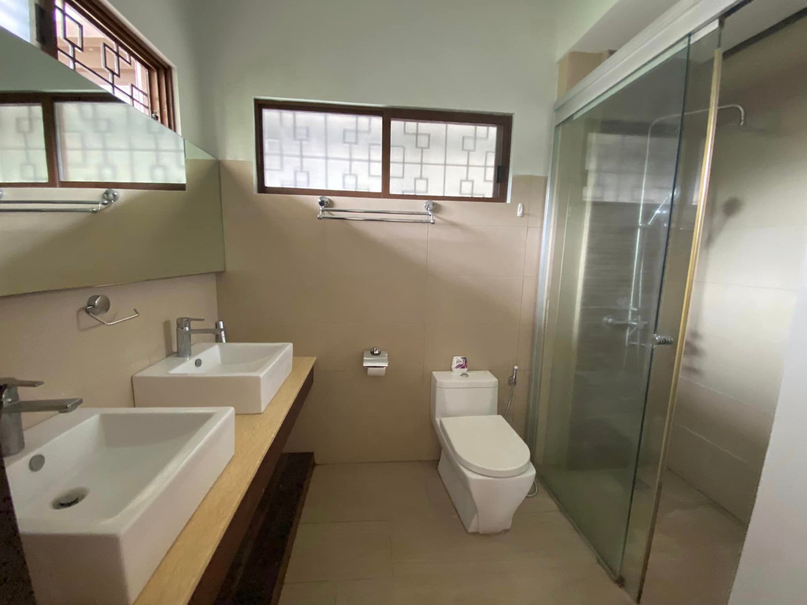 Common area of the 4-bedroom house for rent in Cebu