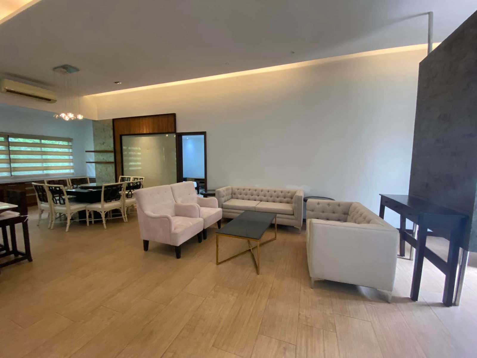 Living area of the 4-bedroom house for rent in Cebu