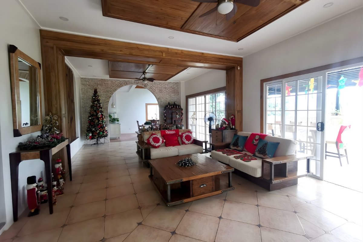 Dining area of the 4-bedroom house for sale in Cebu City