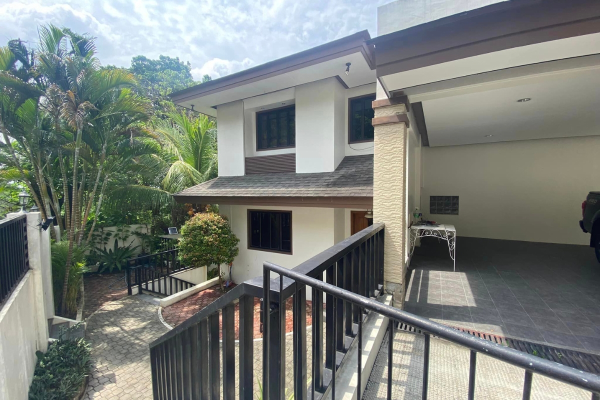 4-bedroom house for rent in Cebu City – Banilad