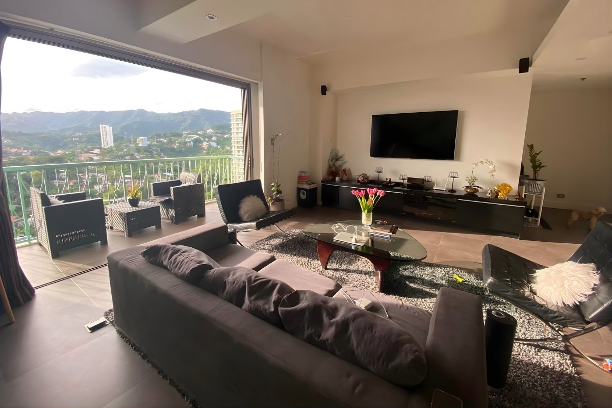 Exterior view of the 2-bedroom penthouse for sale in Cebu City