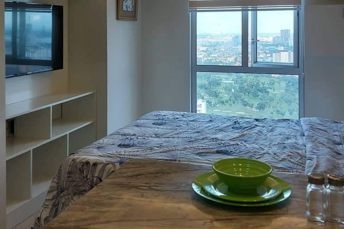 Balcony view of the studio unit for rent in Cebu City