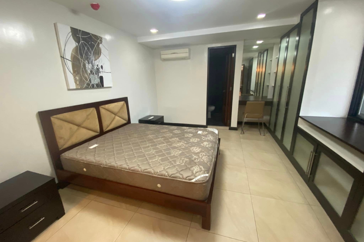 Kitchen of the 2-bedroom condo for rent in Cebu City